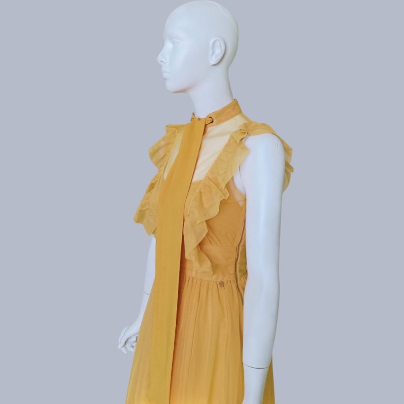 Long dress in tulle - Image 8