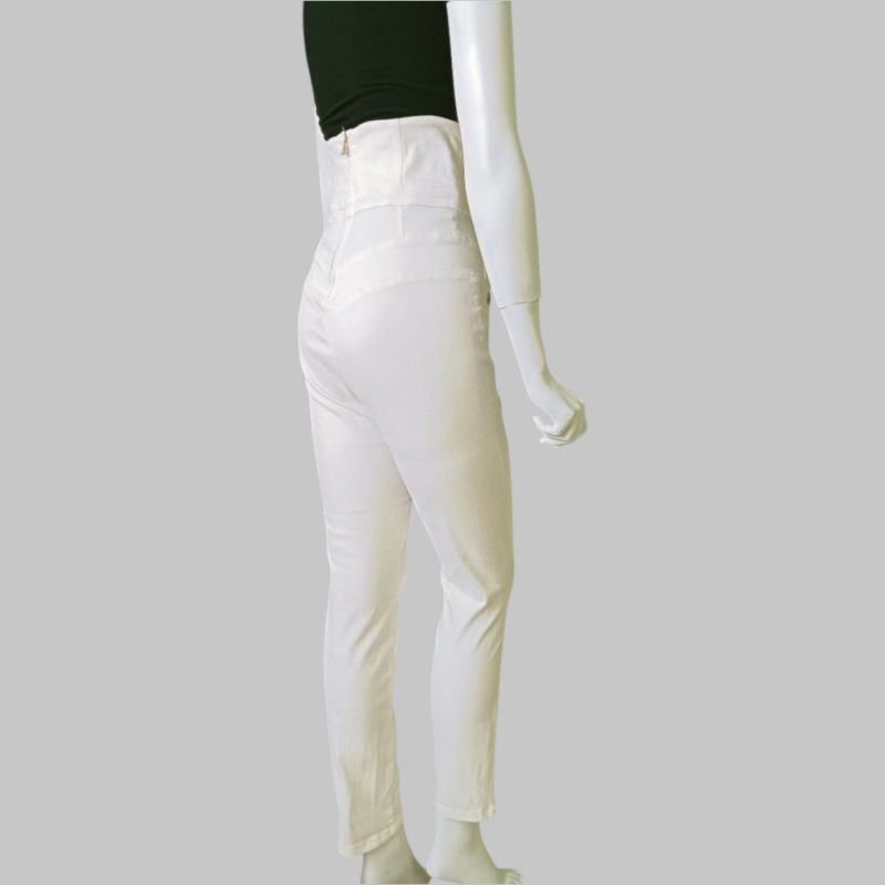 High-waisted white trousers - Image 2