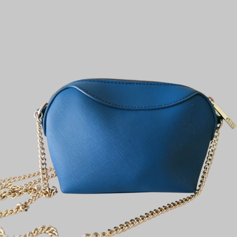 Borsa a spalla. Pelle sintetica. Colore  blue - immagine 3