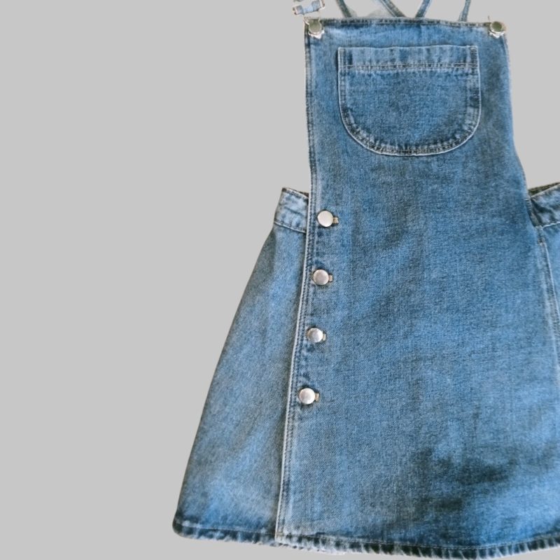 Salopette in denim gonna-pantaloncino - immagine 5