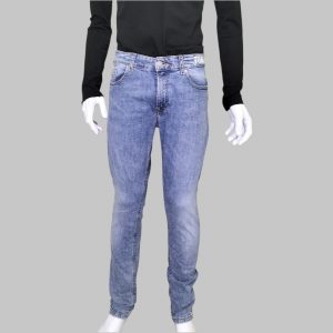 TOMMY HILFINGER - Jeans